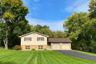 1760 48th Ave NE, Willmar, MN 56201 - Photo 3