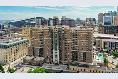 401 S 1st Street #822, Minneapolis, MN 55401 - Photo 3