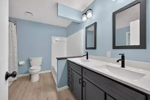 4867 Richard Ln, Eagan, MN 55122 - Photo 15