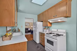 1158 Arundel St, Saint Paul, MN 55117 - Photo 3