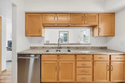 7698 157th Street W, Apple Valley, MN 55124 - Photo 11