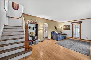 371 S Washington Ave, New Richmond, WI 54017 - Photo 5