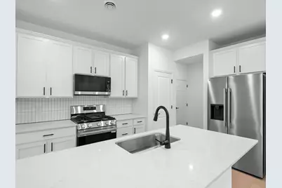 18349 Gladiator Drive, Lakeville, MN 55044 - Photo 3