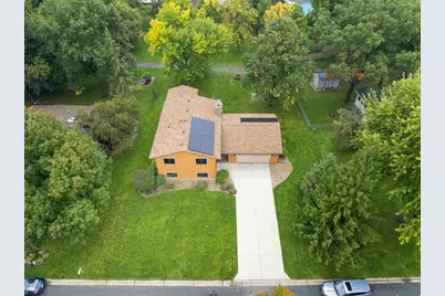 1825 Truman Court, Northfield, MN 55057 - Photo 3