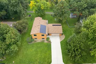 1825 Truman Ct, Northfield, MN 55057 - Photo 3