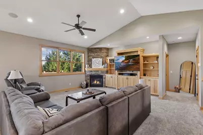 W9870 788th Avenue, River Falls, WI 54022 - Photo 9