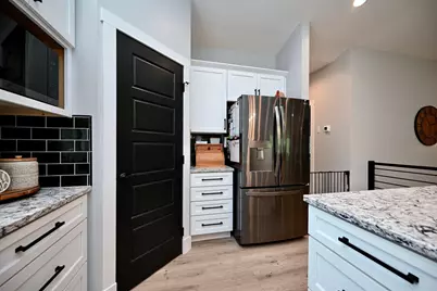 357 Valley Oaks Drive, Winona, MN 55987 - Photo 11