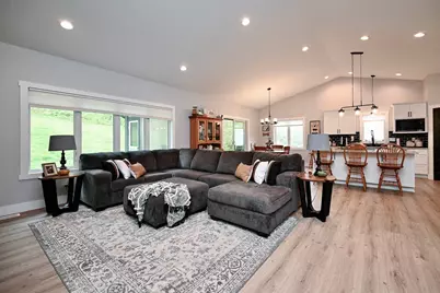 357 Valley Oaks Drive, Winona, MN 55987 - Photo 5
