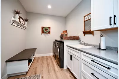357 Valley Oaks Drive, Winona, MN 55987 - Photo 21