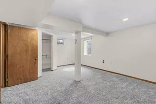 5201 Pennsylvania Ave N, New Hope, MN 55428 - Photo 33