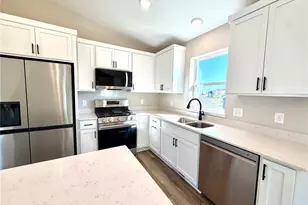 1922 Pierce Street S, Cambridge, MN 55008 - Photo 7