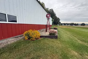 9516 County 4, Houston, MN 55943 - Photo 29