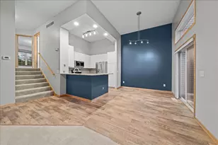 2226 St Johns Cir, Woodbury, MN 55129 - Photo 9