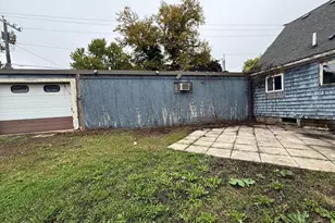 1302 St Joseph Ave, Albert Lea, MN 56007 - Photo 3