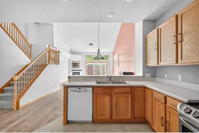 4527 Bloomberg Lane, Inver Grove Heights, MN 55076 - Photo 15
