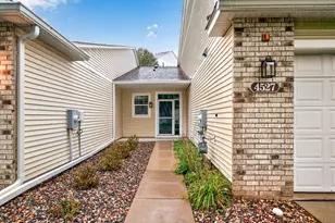 4527 Bloomberg Ln, Inver Grove Heights, MN 55076 - Photo 3