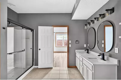 4527 Bloomberg Lane, Inver Grove Heights, MN 55076 - Photo 19