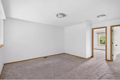 4527 Bloomberg Lane, Inver Grove Heights, MN 55076 - Photo 23