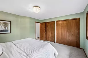 10800 Oak Knoll Terrace N, Minnetonka, MN 55305 - Photo 13