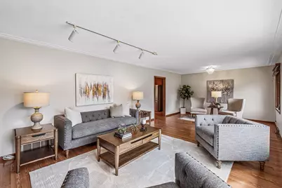 10800 Oak Knoll Terrace N, Minnetonka, MN 55305 - Photo 3