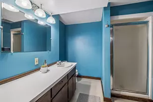 10800 Oak Knoll Terrace N, Minnetonka, MN 55305 - Photo 21