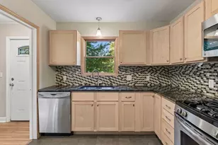 1020 Orkla Dr, Golden Valley, MN 55427 - Photo 15