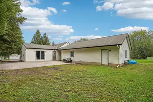 593 Century Ave N, Maplewood, MN 55119 - Photo 33