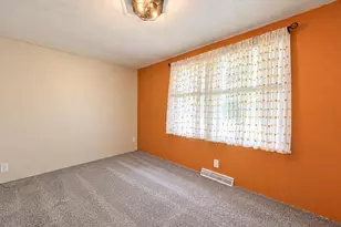 34 Lenox St, Winona, MN 55987 - Photo 11