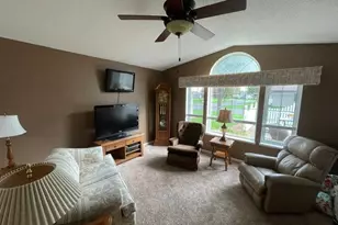 1706 D SW Carriage Home Dr SW, Austin, MN 55912 - Photo 9
