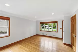 4070 Jay Ln, White Bear Lake, MN 55110 - Photo 5