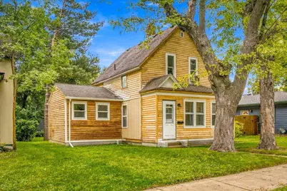 637 3rd Avenue SW, Cambridge, MN 55008 - Photo 1
