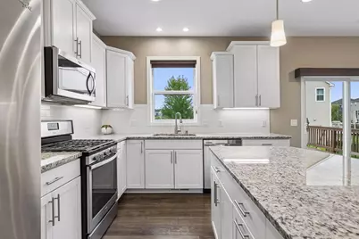 9135 Lighthouse Lane, Woodbury, MN 55129 - Photo 9