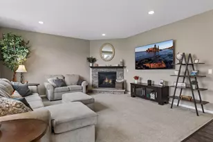 9135 Lighthouse Ln, Woodbury, MN 55129 - Photo 17