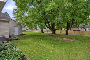 837 Hopwood Ave, Menomonie, WI 54751 - Photo 29