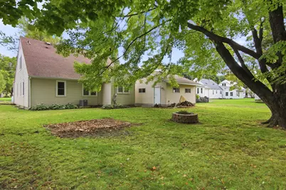 837 Hopwood Avenue, Menomonie, WI 54751 - Photo 33