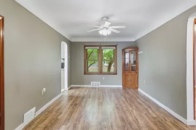 837 Hopwood Avenue, Menomonie, WI 54751 - Photo 9
