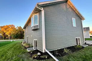 2028 Nelson Dr, Thief River Falls, MN 56701 - Photo 25