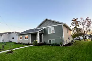2028 Nelson Dr, Thief River Falls, MN 56701 - Photo 19