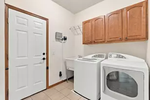 6813 67th St NE, Albertville, MN 55301 - Photo 11