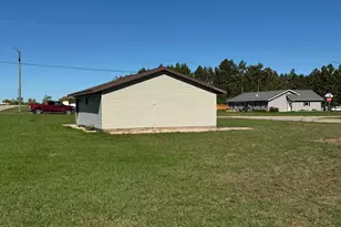 527 Madison Ave SE, Wadena, MN 56482 - Photo 7