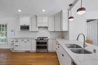 2019 Bayard Avenue, Saint Paul, MN 55116 - Photo 9