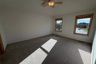 3415 Kaiser Cir, Saint Michael, MN 55376 - Photo 7
