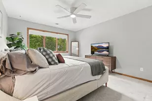1320 Wildflower Ln, Chaska, MN 55318 - Photo 43