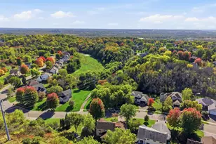1320 Wildflower Ln, Chaska, MN 55318 - Photo 99