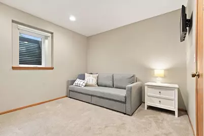 1320 Wildflower Lane, Chaska, MN 55318 - Photo 65