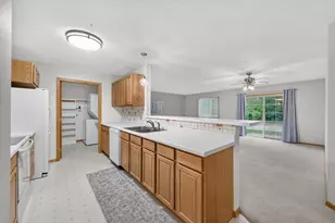 670 Monn Ave, Vadnais Heights, MN 55127 - Photo 3