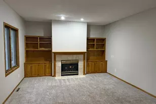 17123 Jonathan Ct, Lakeville, MN 55044 - Photo 9