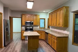 17123 Jonathan Ct, Lakeville, MN 55044 - Photo 7