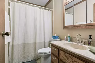 750 Viking Dr E, Maplewood, MN 55117 - Photo 15