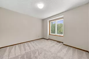 13610 Georgia Dr, Apple Valley, MN 55124 - Photo 31